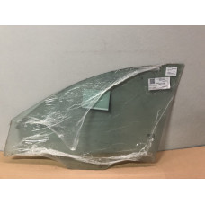 Стекло передней двери правое Kia Rio (13117000)