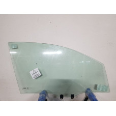 Стекло передней двери правое Honda Fit (16394200)