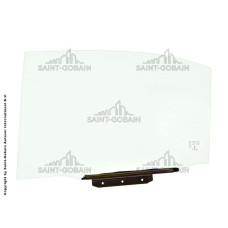 Стекло задней двери левое Toyota Avensis (15696000)