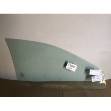 Стекло передней двери левое Toyota Camry (24679000)