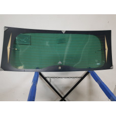 Заднее стекло Ford Focus (22777000)