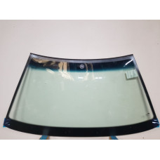 Лобовое стекло VW Golf (24047000)