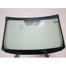 Лобовое стекло Toyota RAV-4 (13600000)