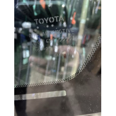Лобовое стекло Toyota Landcruiser (6955000)