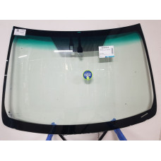 Лобовое стекло Toyota Camry (2031000)