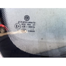 Лобовое стекло VW Passat B7 (22577000)