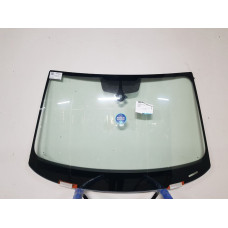 Лобовое стекло Audi A4 (15608000)